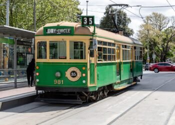 Berkeliling Melbourne Dengan Tram